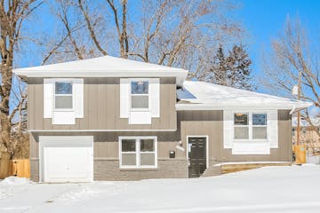 9306 FAIRWOOD DR KANSAS CITY, MO 64138